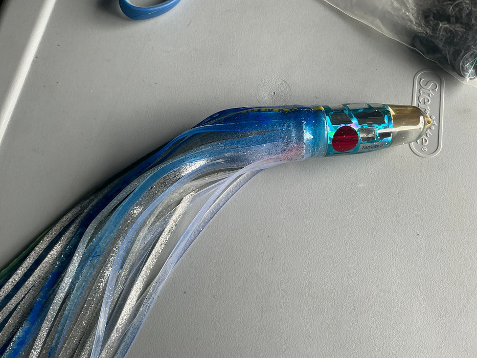 Tanigawa Lures Rainbow Ice Blue Shell 2-Hole Bullet 9"+ 7.8oz Skirted Blue/Silver EZ-K