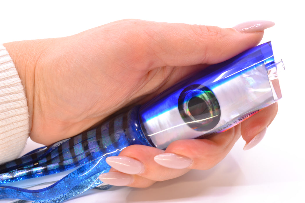 Moyes Lures White MOP Blue Back Small Dark-N-Stormy 9" 4.5oz Skirted Blue Aurora *SCRATCHED*