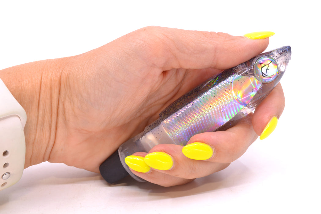 Bonze Lures Silver Rainbow Black Iridescent Back Weapon 9" 6.8oz