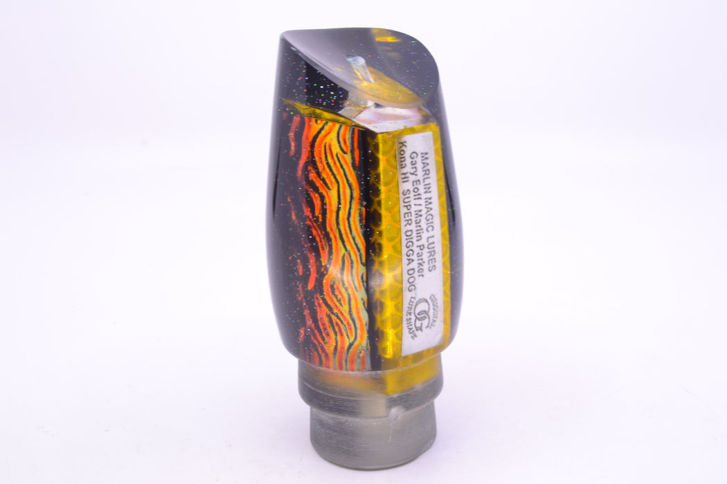 Marlin Magic Red-Orange Lava Black Back Super Digga Dog 16" 10oz