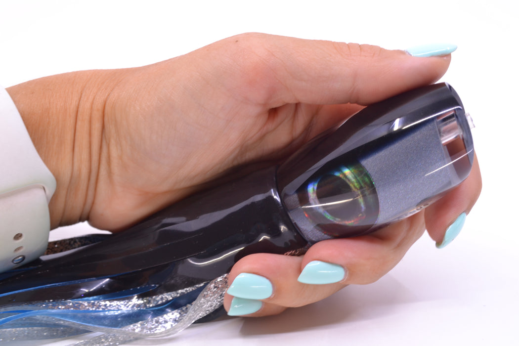 Moyes Lures Silver Pearl Black Back Taxi Eyes Medium Argus 12" 6oz Skirted Black-Silver